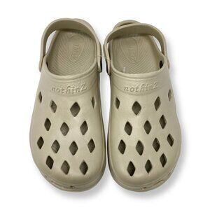 Nothinz Men's Vented Eva Clogs With Swivel Strap. Beige. Size 12